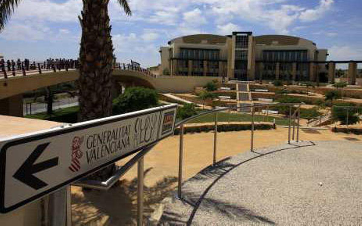 Seguridad de Ciudad de la Luz abandona por impagos