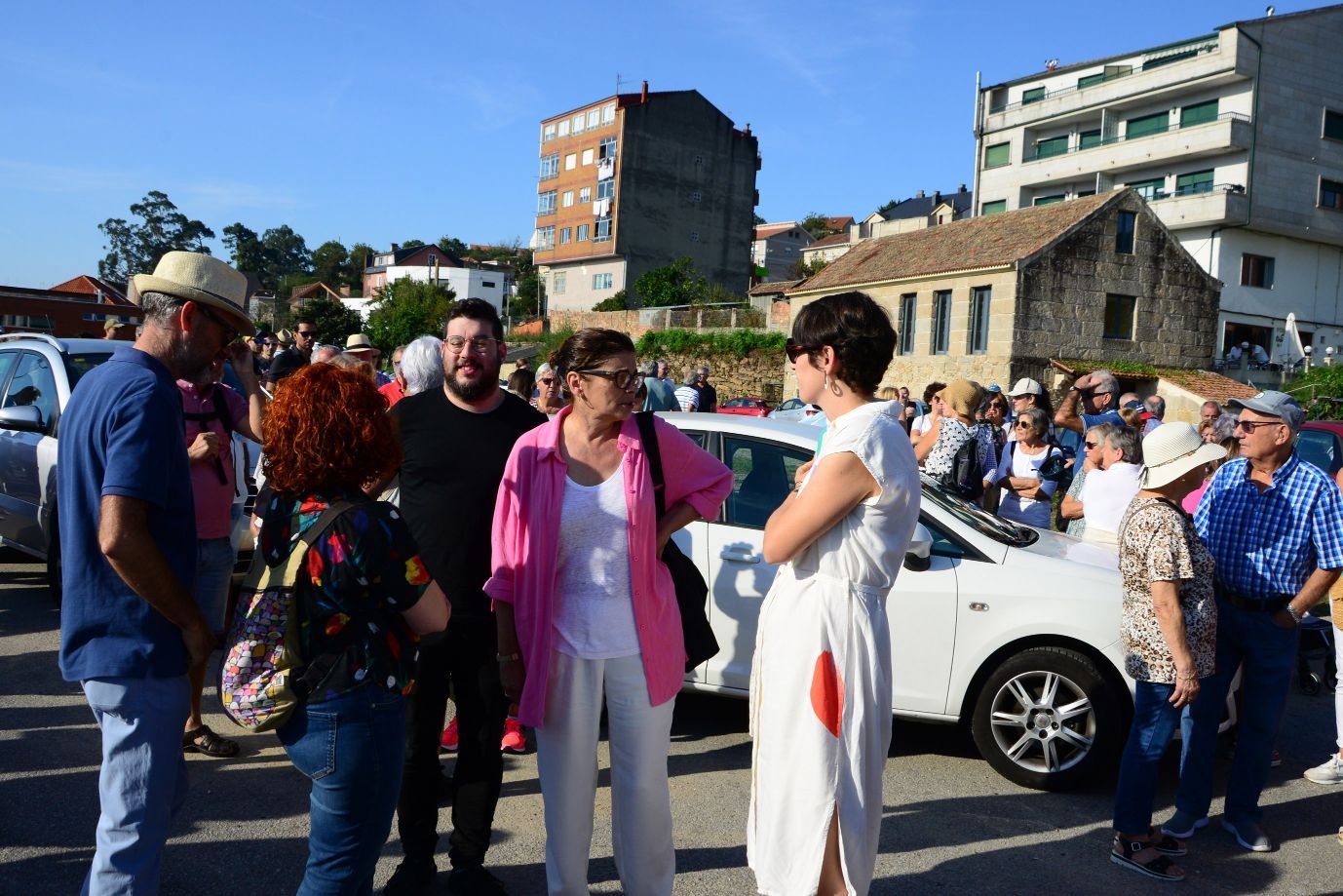 Moaña planta el grito en la calle: "Coa nosa saúde non se xoga"