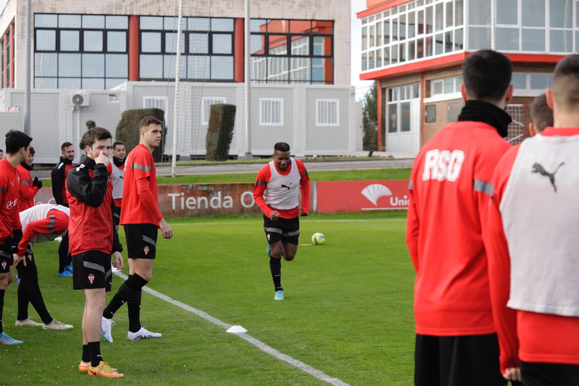 EN IMÁGENES: Primer entrenamientos del Sporting tras el cierre del mercado de fichajes de invierno