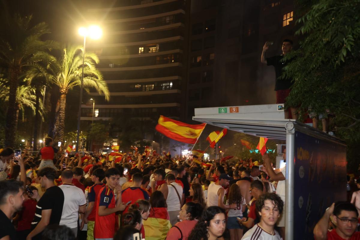 Las mejores imágenes de la celebración de la victoria de España en Alicante