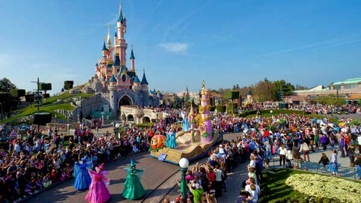 Cabalgata Disney Magic en Disneyland Paris.
