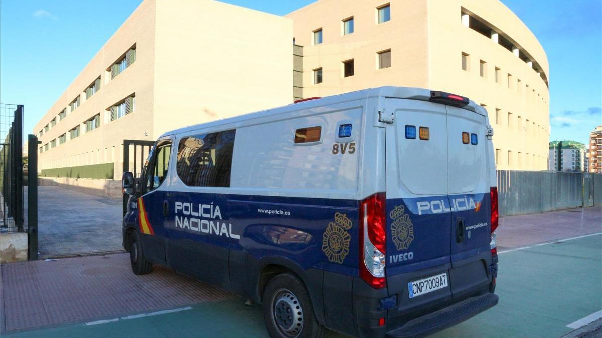 Denuncian que su hija de 12 años tiene sexo en un centro tutelado