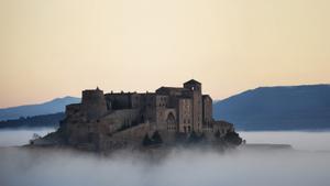 2. Castell