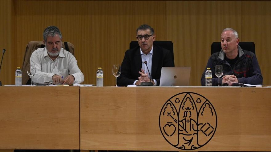 El Claustro de la UMU concede su Medalla de Oro al librero Diego Marín y a Juan Antonio Pedreño, líder de la Economía Social