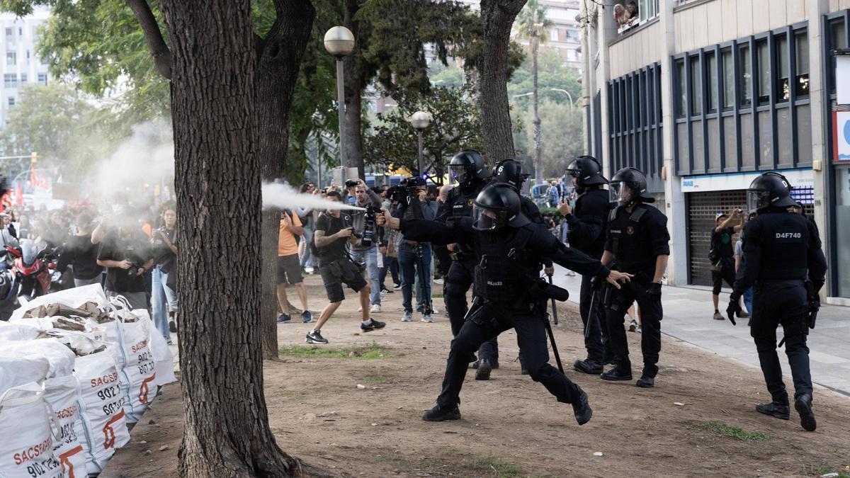 Actuación de los Mossos d'Esquadra el 15 de octubre, día de los hechos.