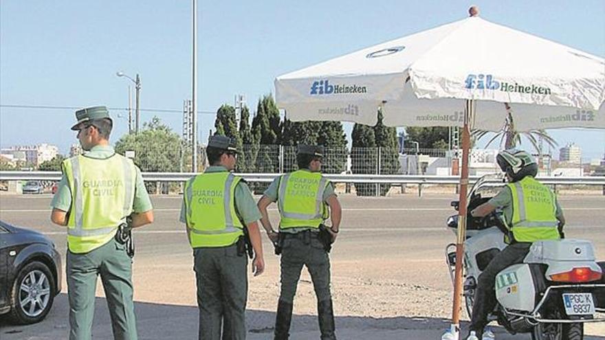 Los pueblos costeros quieren más Guardia Civil por la falta de policías