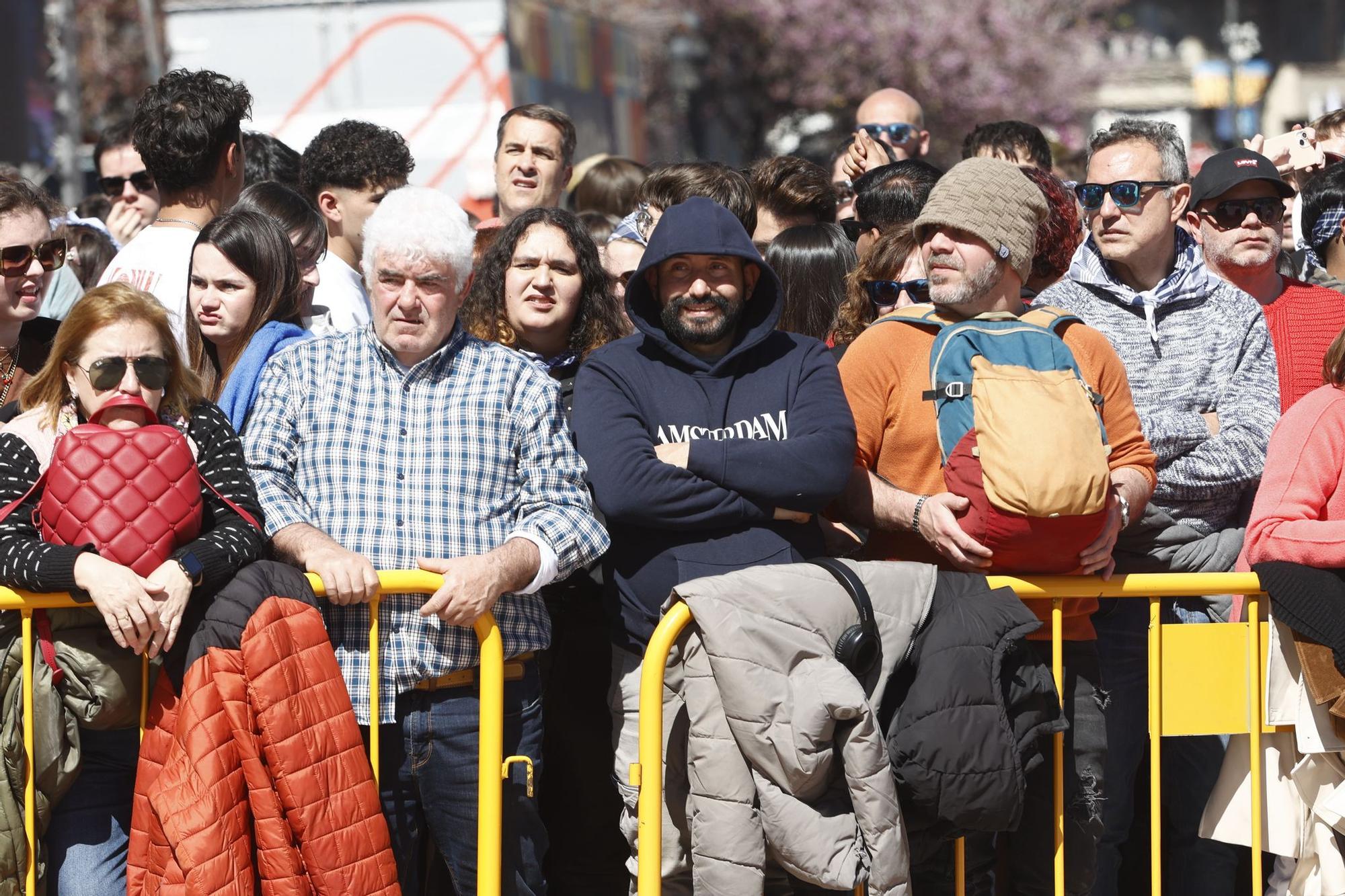 Búscate en la mascletà del sábado 15 de marzo