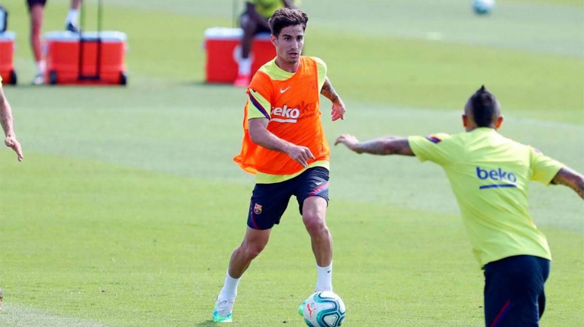 Los canteranos Jorge Cuenca y Kike Saverio, novedades en un entrenamiento sin Messi