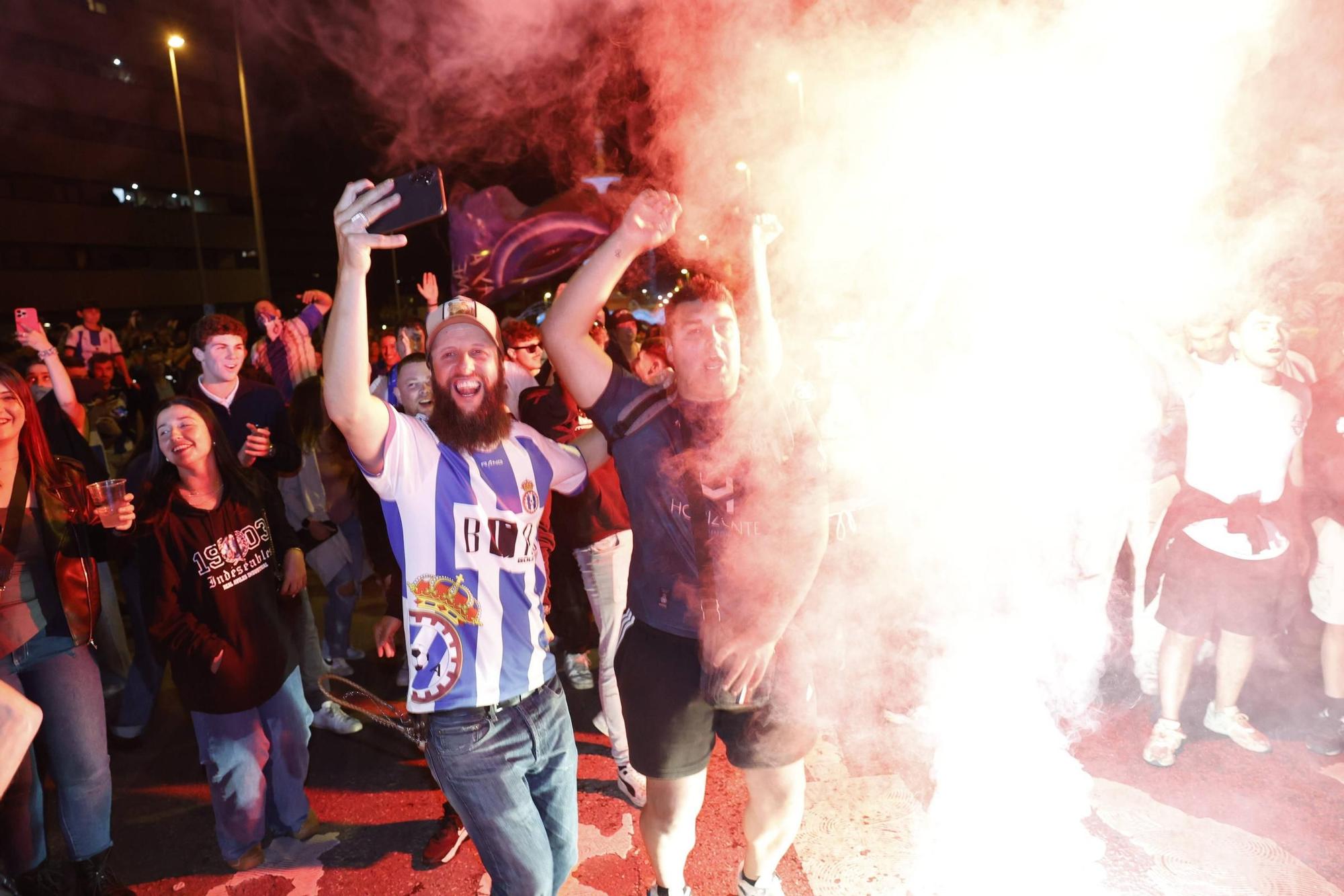 EN IMÁGENES: Locura en las calles de Avilés por el ascenso