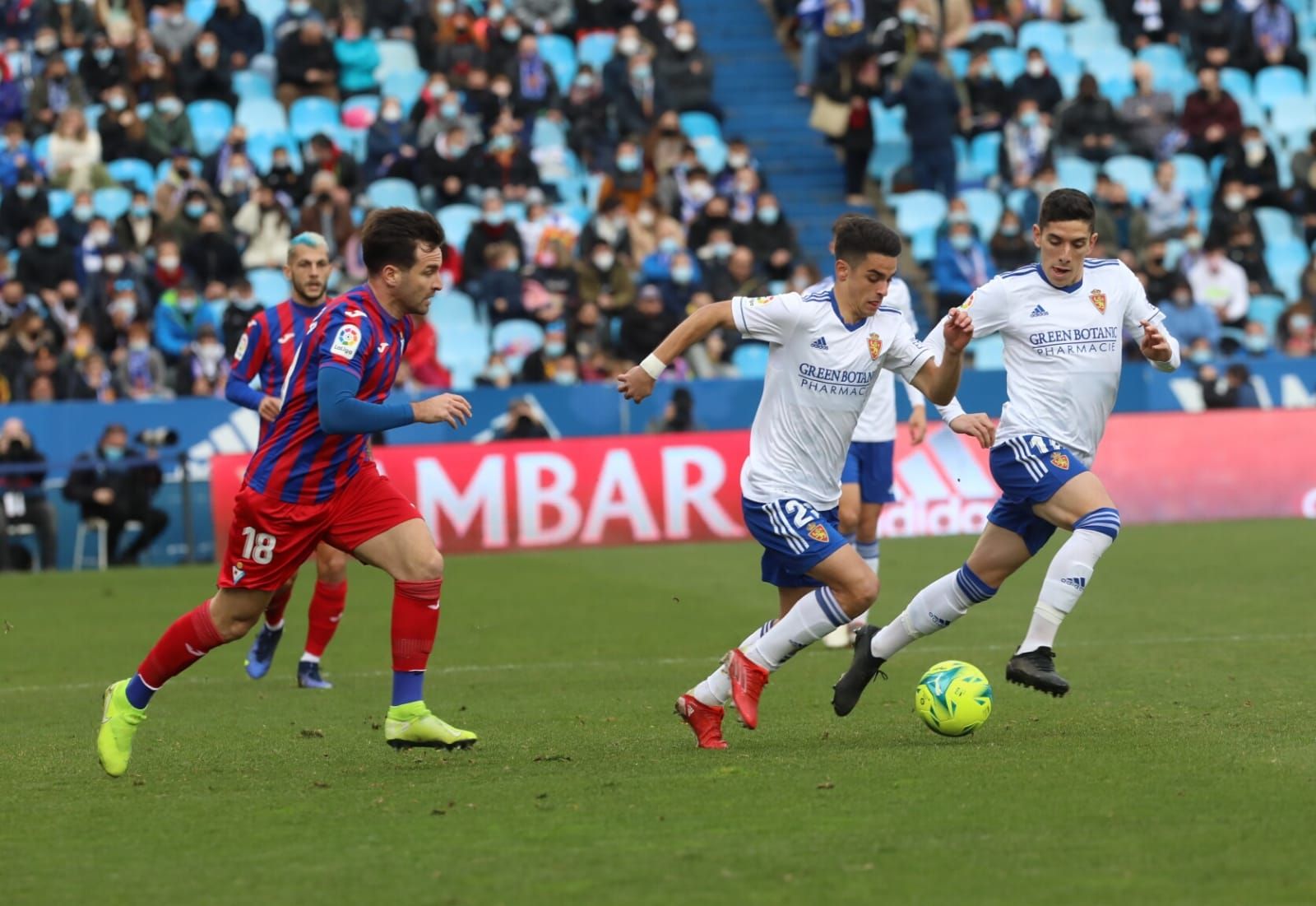 FOTOGALERÍA | Todas las imágenes del triunfo del Real Zaragoza en La Romareda