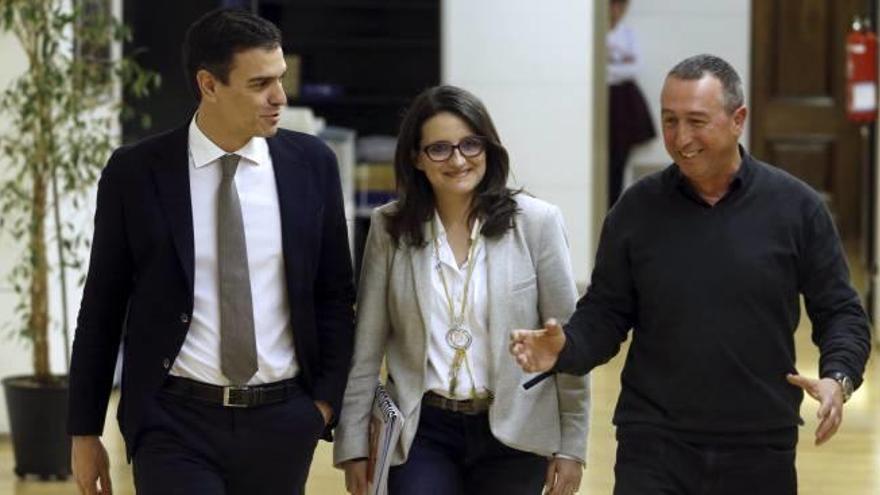 Pedro Sánchez vuelve a buscar a Compromís como aliado para atraer a Pablo Iglesias