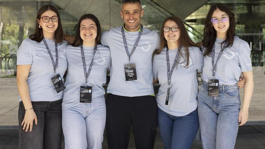 Cuatro alumnas de Pola de Lena, premiadas por la Fundación La Caixa por un trabajo sobre el hidrógeno verde