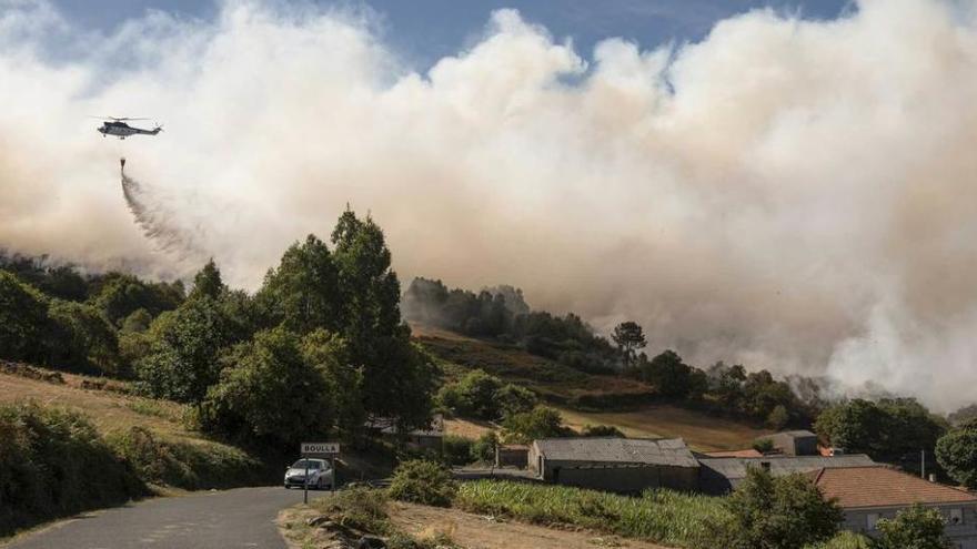 Incendio de San Cristovo de Cea, en Orense.