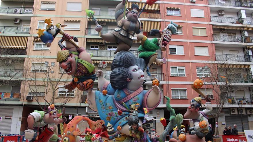 Catorce fallas de València pierden su nomenclatura franquista