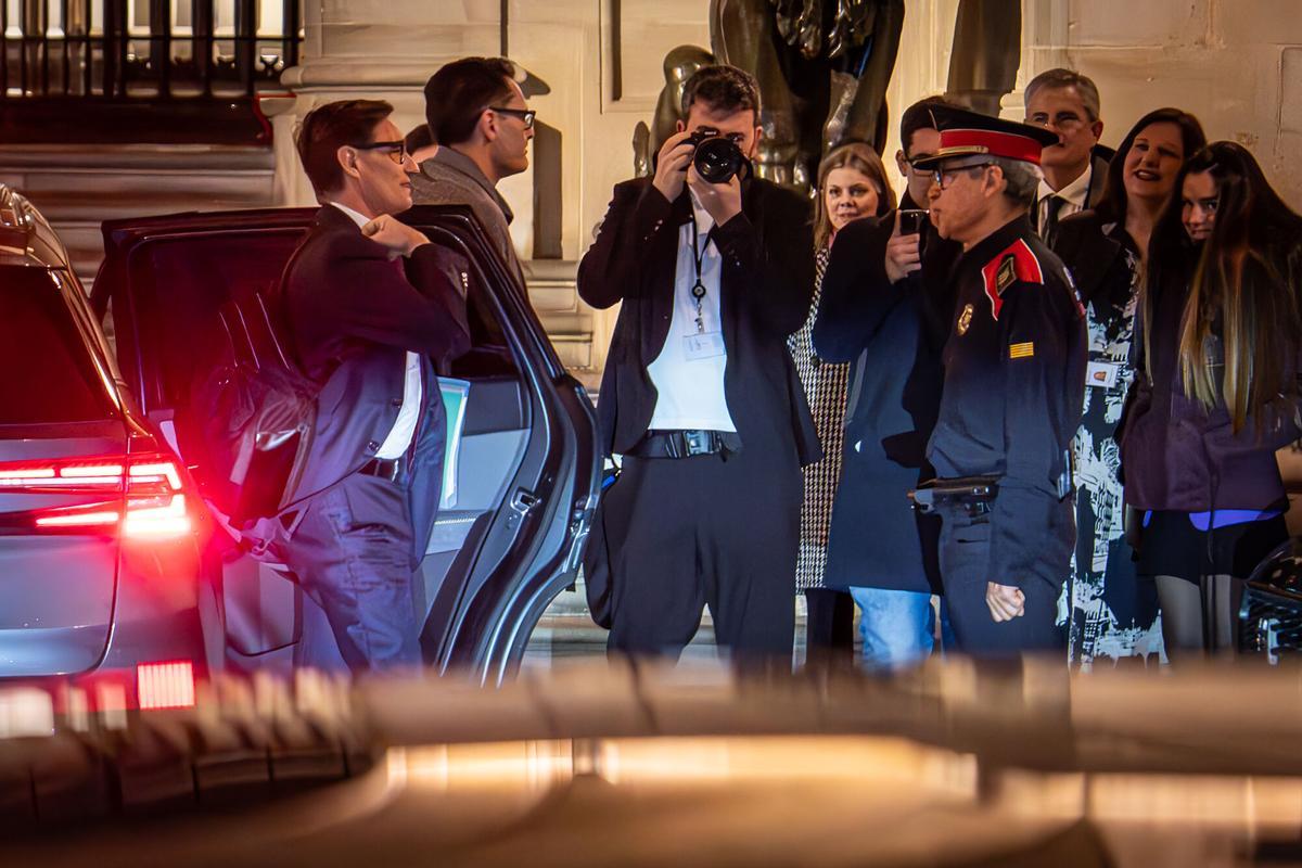 Barcelona 16/02/2026 Política. El president de la Generalitat, Salvador llega al Palau de la Generalitat. AUTOR: MANU MITRU