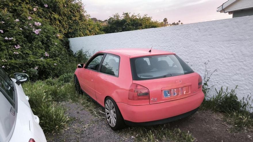 Cuadruplica la tasa de alcohol permitida, en un coche sin papeles, y protagoniza una persecución por calles de Tenerife