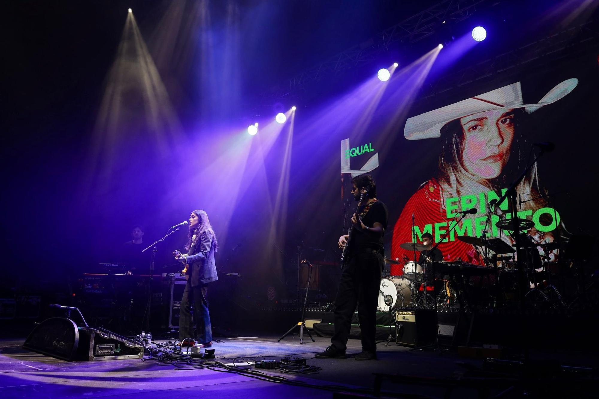 En imágenes | Concierto de Rozalén en el Príncipe Felipe de Zaragoza