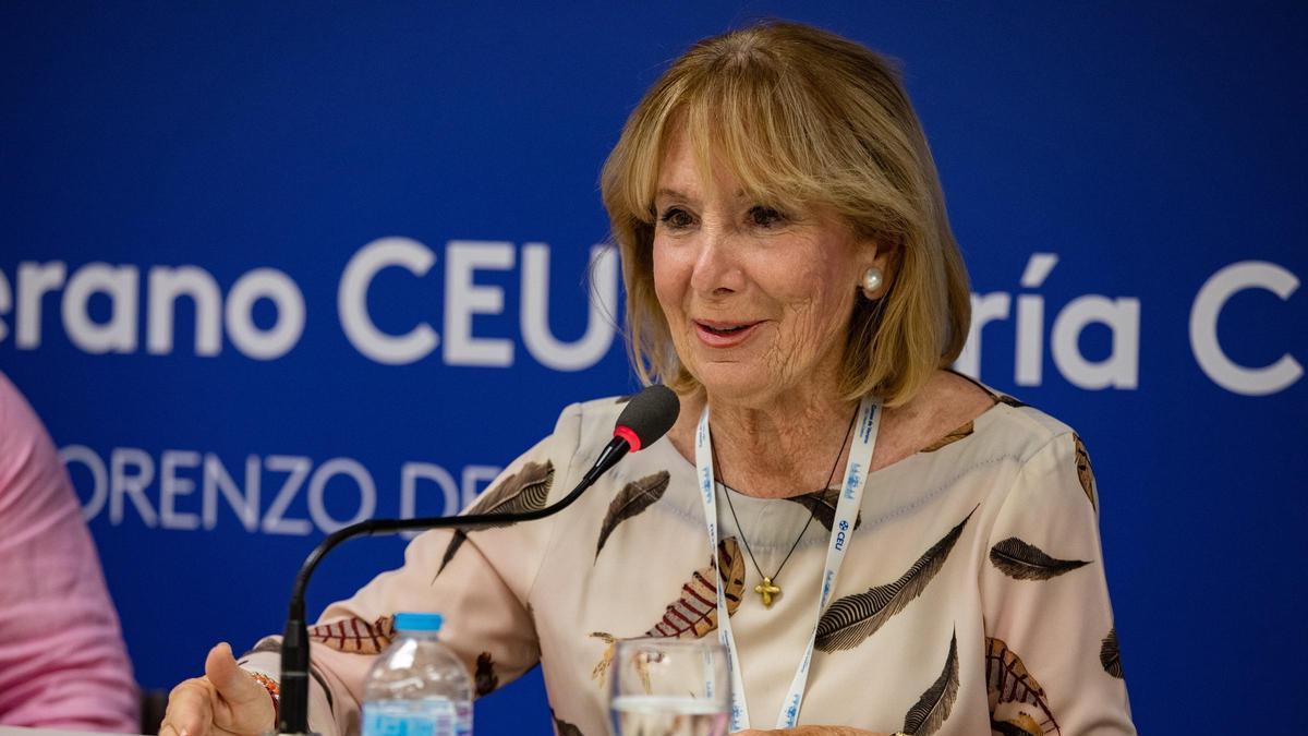 Esperanza Aguirre exige devolver a Marruecos a los migrantes irregulares de Ceuta y avisa: "Si no, ganará la extrema derecha"