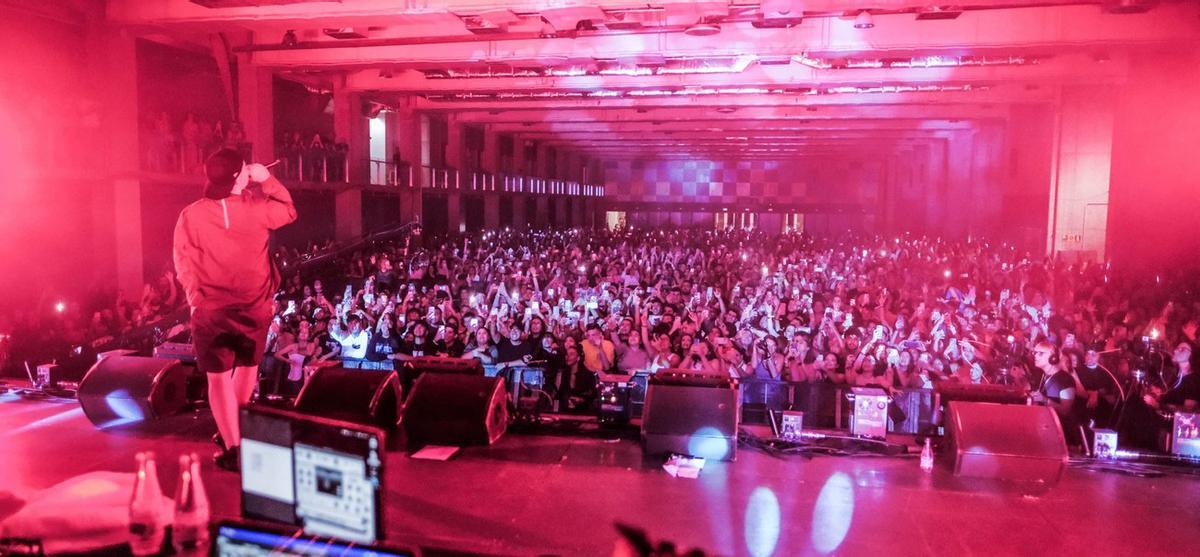 Festival de Música Urbana 'Cayó la noche' Festival de Música Urbana 'Cayó la noche'