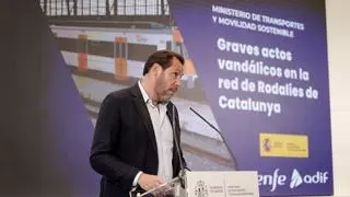 Puente denuncia que las incidencias en los trenes en Cataluña son "anormalmente altas"