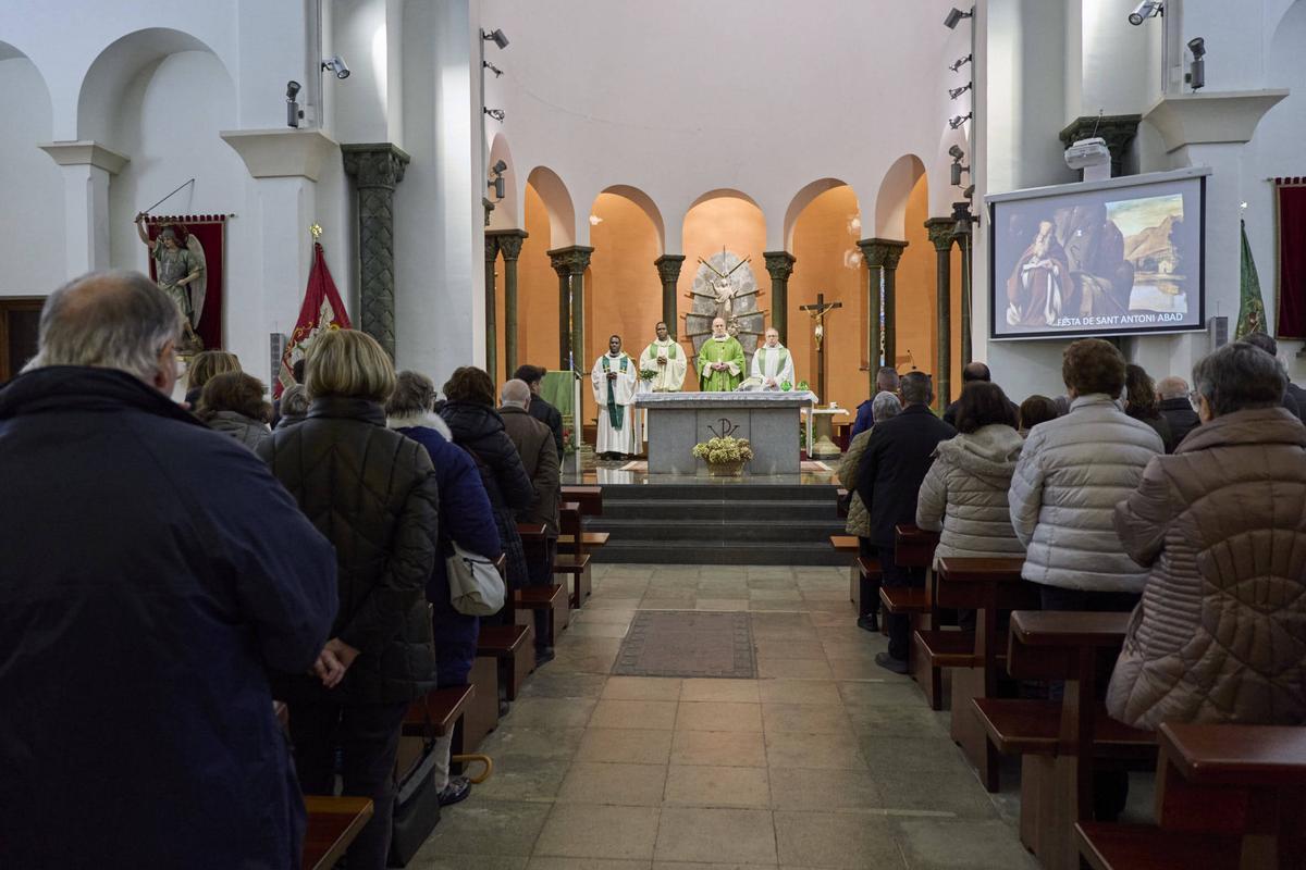 Les imatges de la celebració de Sant Antoni Abat a Girona