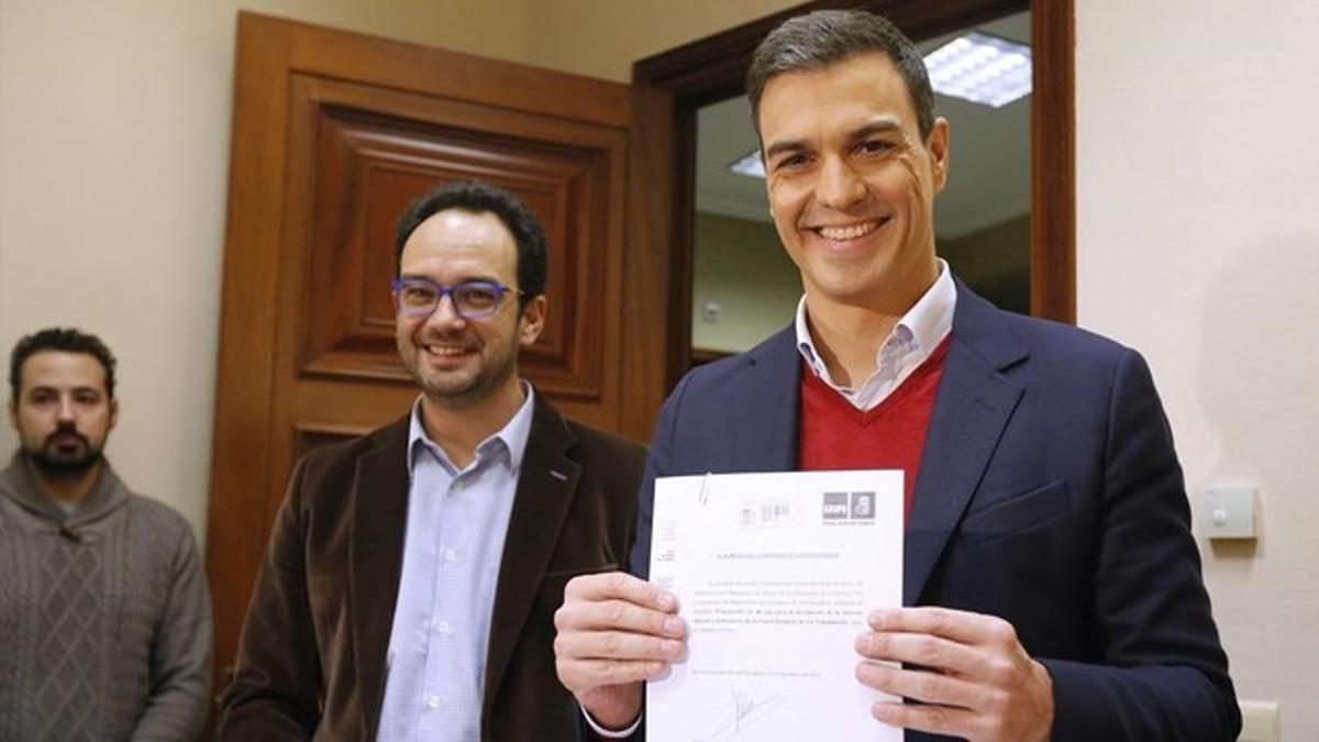 El secretario general  Pedro Sanchez