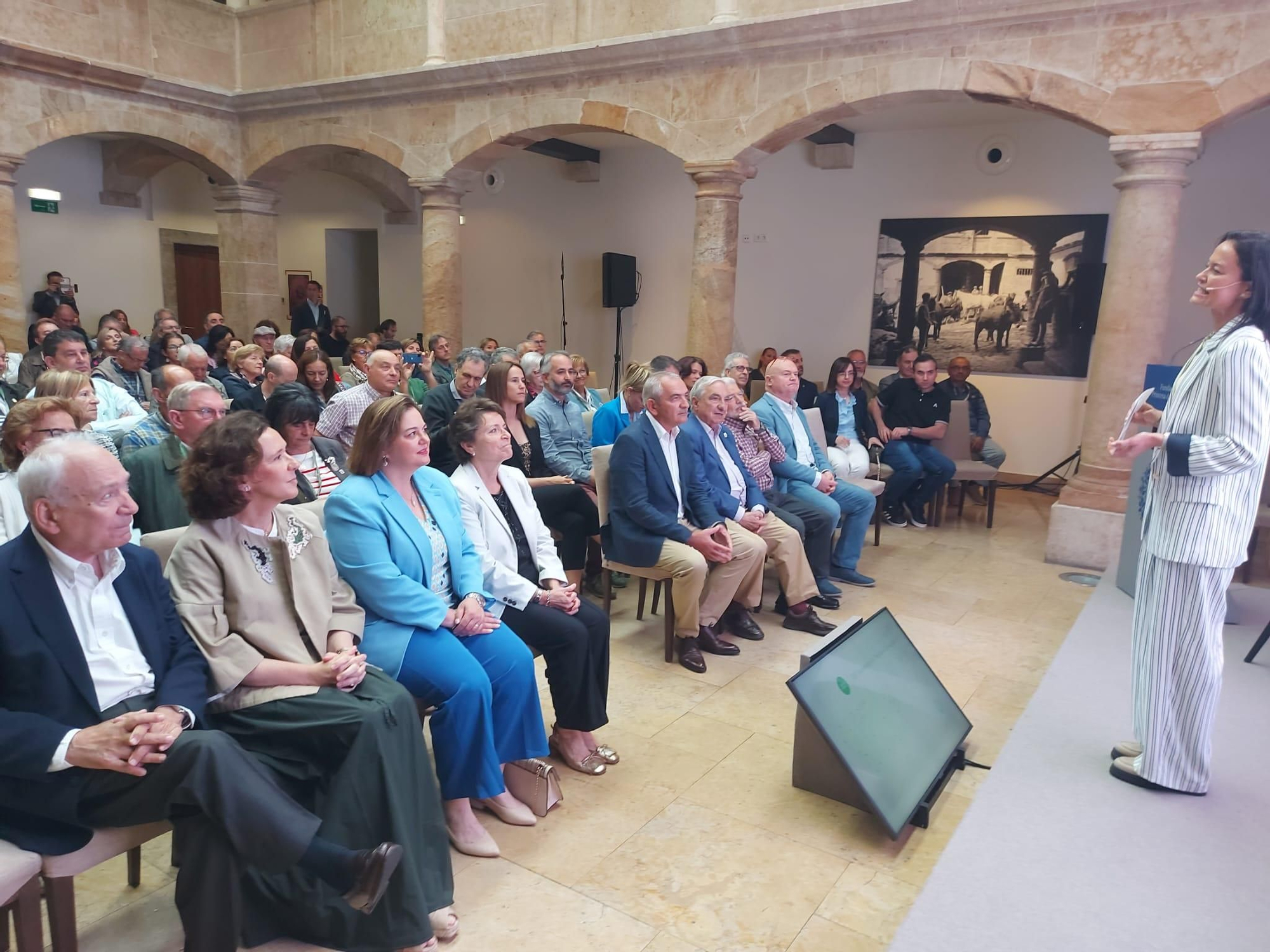 En imágenes: Así fue el XIV Encuentro de Pueblos Ejemplares, que se celebró en Tineo