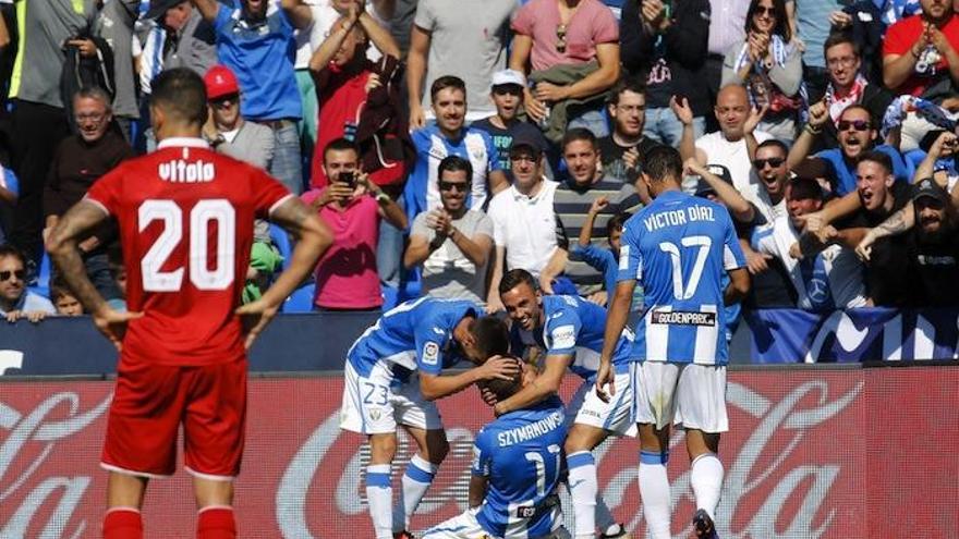 El Leganés, que la jornada pasada estuvo a punto de remontar al Sevilla en Butarque, cuenta con la ilusión de su afición este año en Primera.