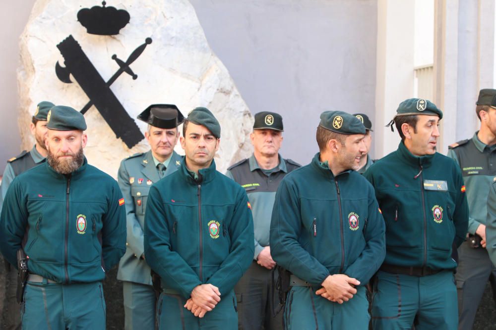 El director general del instituto armado, Félix Azón, ha felicitado personalmente a los agentes que participaron en el rescate del pequeño en Totalán