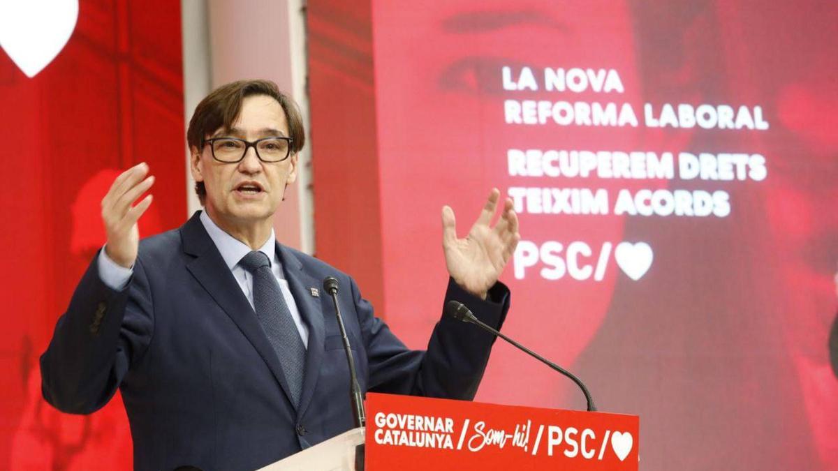 El líder del PSC, Salvador Illa, creu que fer una assignatura més en castellà no posa en risc el català i demana respectar les resolucions judicials