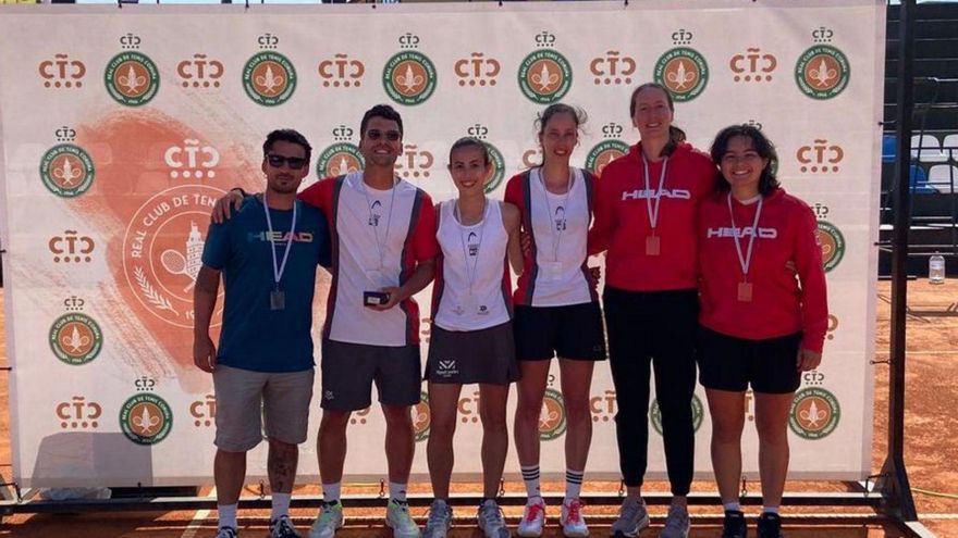Integrantes del equipo estradense en la fase final.
