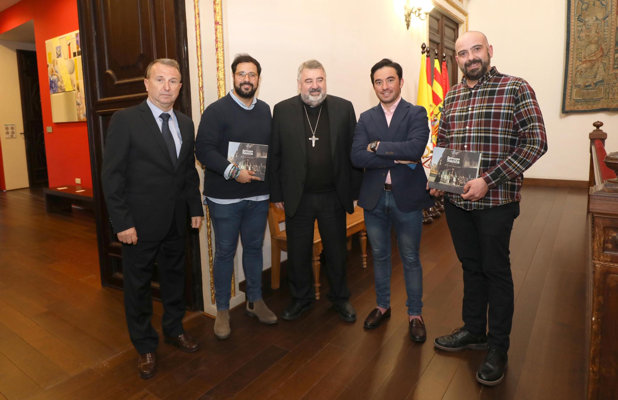Presentación del libro 'La Semana Santa de Zaragoza. Heroica, sonora, redentora y plural'