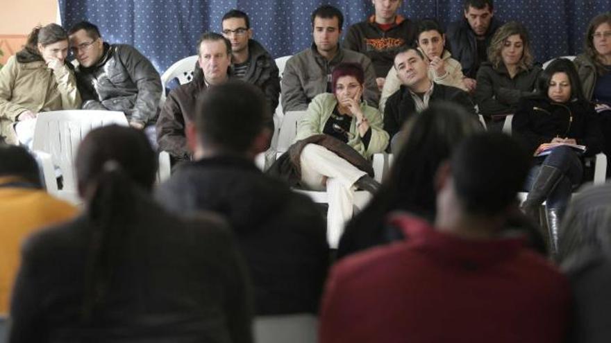 Presos de la UTE de Villabona durante un cara a cara con estudiantes de Albacete, en una imagen de archivo.