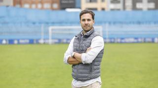 Miguel Linares, director deportivo del Avilés: "Priorizamos jugadores que conozcan la categoría y estos campos"
