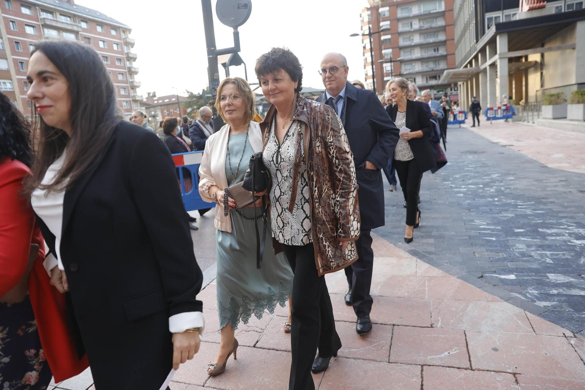 EN IMÁGENES: La Familia Real asiste en Oviedo al concierto de los premios "Princesa de Asturias"