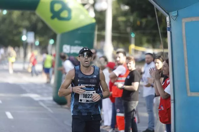 Búscate en la  IX Carrera de Cruz Roja en València