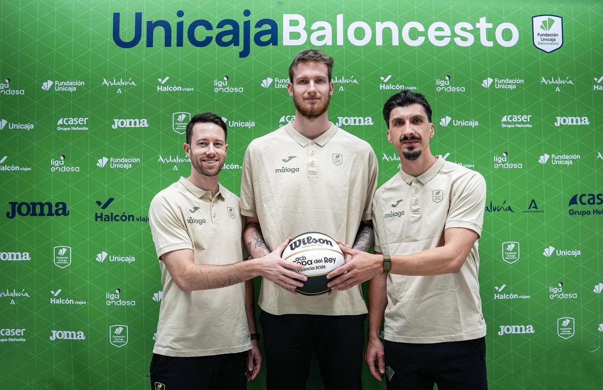 Tyler Kalinoski, Olek Balcerowski y Nihad Djedovic comparecieron en la previa del Unicaja de la Copa del Rey.