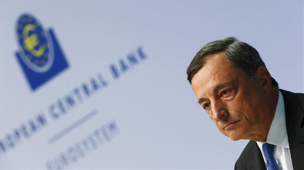Mario Draghi, durant la conferència de premsa a la seu del BCE a Frankfurt. Mario Draghi, durant la conferència de premsa a la seu del BCE a Frankfurt.