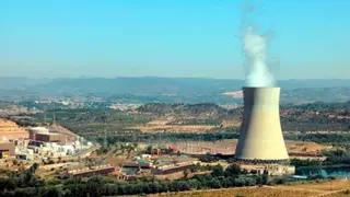 Endesa e Iberdrola reclaman al Gobierno 787 millones por la subida de la tasa que pagan por sus residuos nucleares