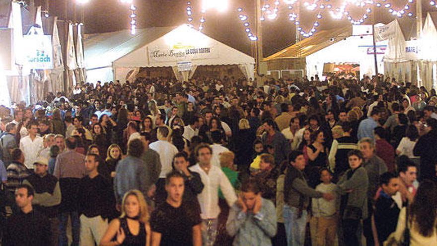 La Feria de Abril se celebra desde hace años en unos terrenos municipales de Son Rosinyol.
