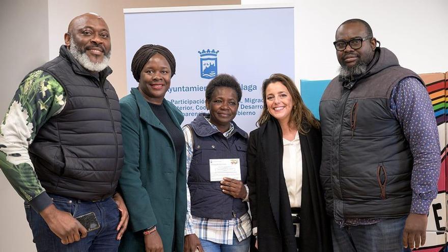 Málaga colabora con asociaciones de migrantes para adquirir juguetes educativos para Navidad