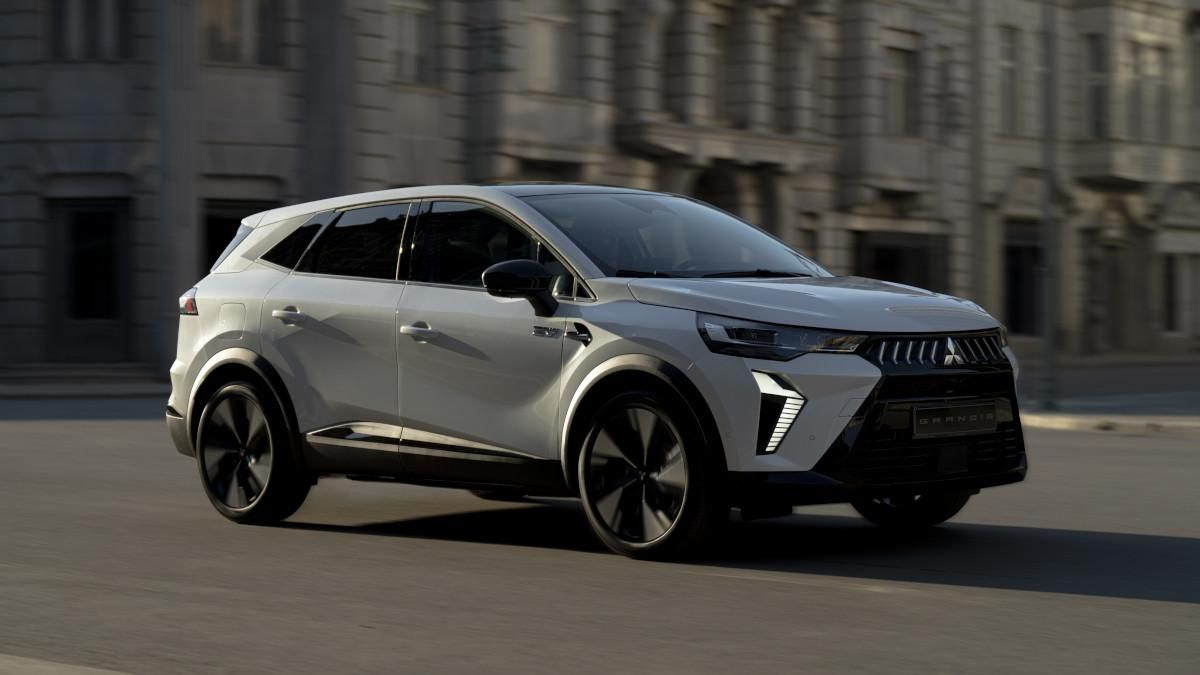 Mitsubishi grandis 2025