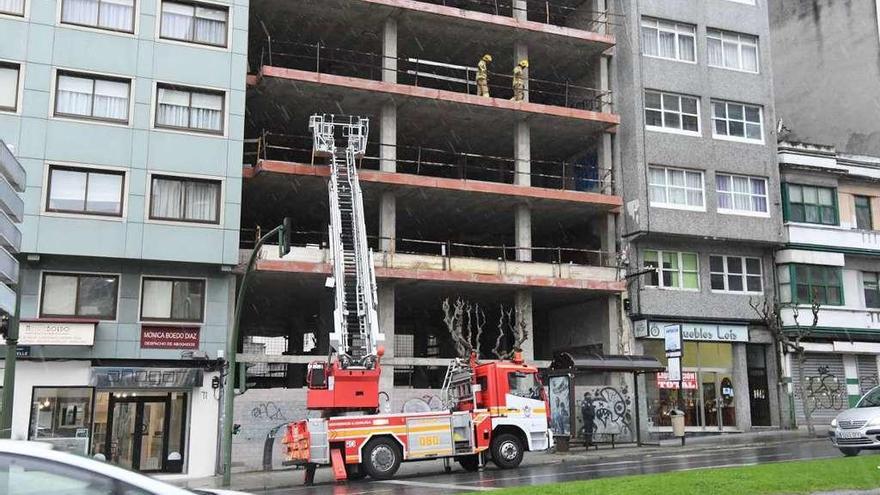 Las actuaciones de los bomberos suben un 20% en 2017 por la retirada de velutinas