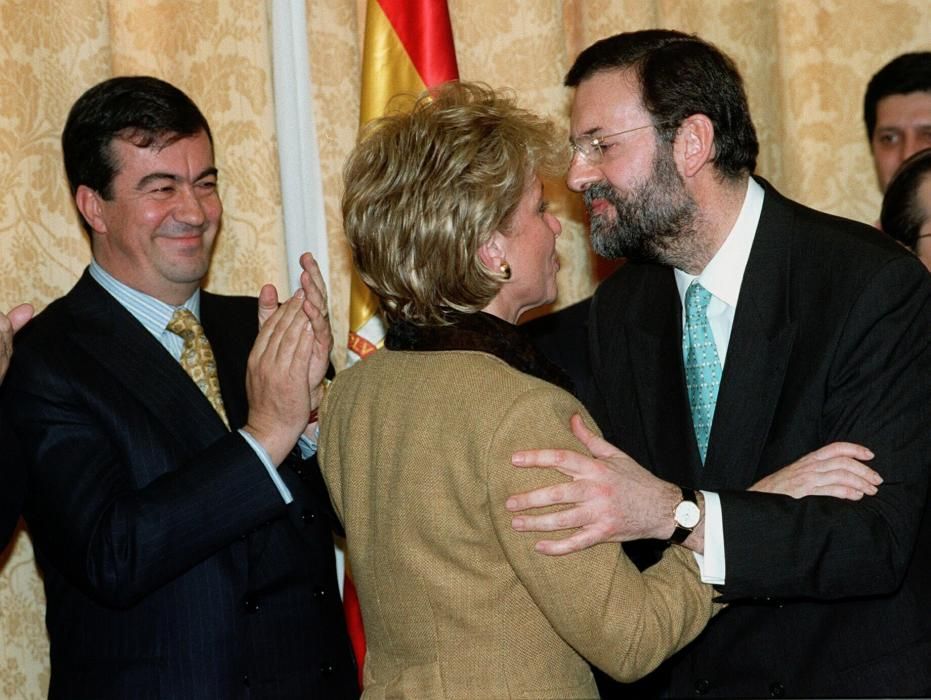 En 1999, Mariano Rajoy revelaba a Aguirre como Ministro de Educación