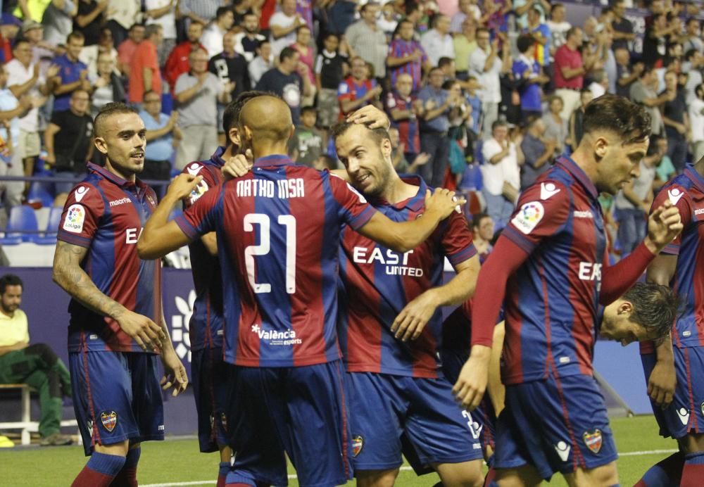 Las mejores imágenes del Levante - Sevilla Atlético