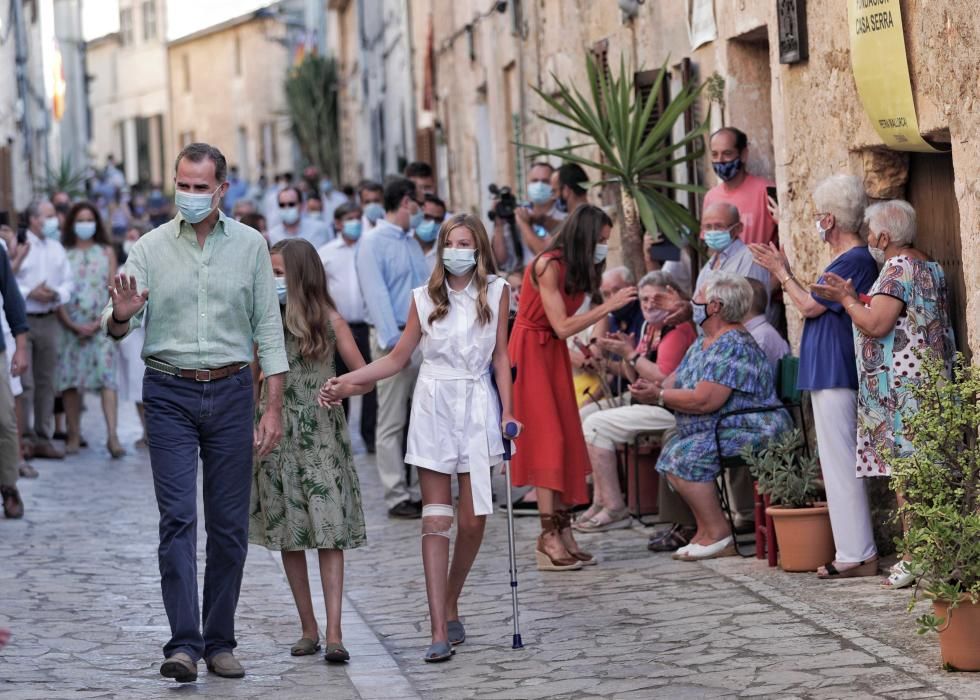 Die Königsfamilie besucht Petra auf Mallorca