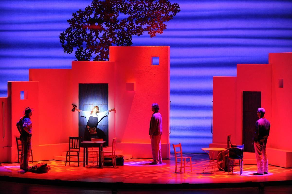 La Donna interpretada per Monne i els tres amants de joventut que podrien ser el pare de la Sophie