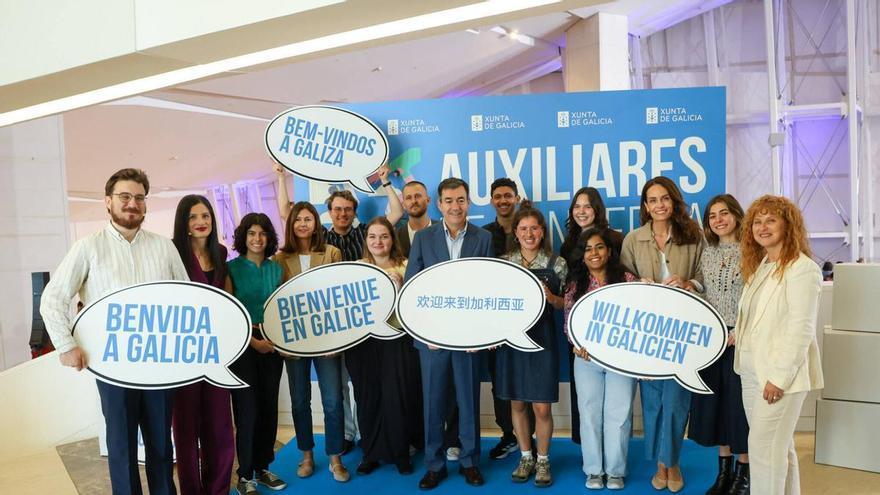 Solo cuatro comunidades gobernadas por el PP, entre ellas Galicia, se descuelgan del programa de auxiliares de conversación