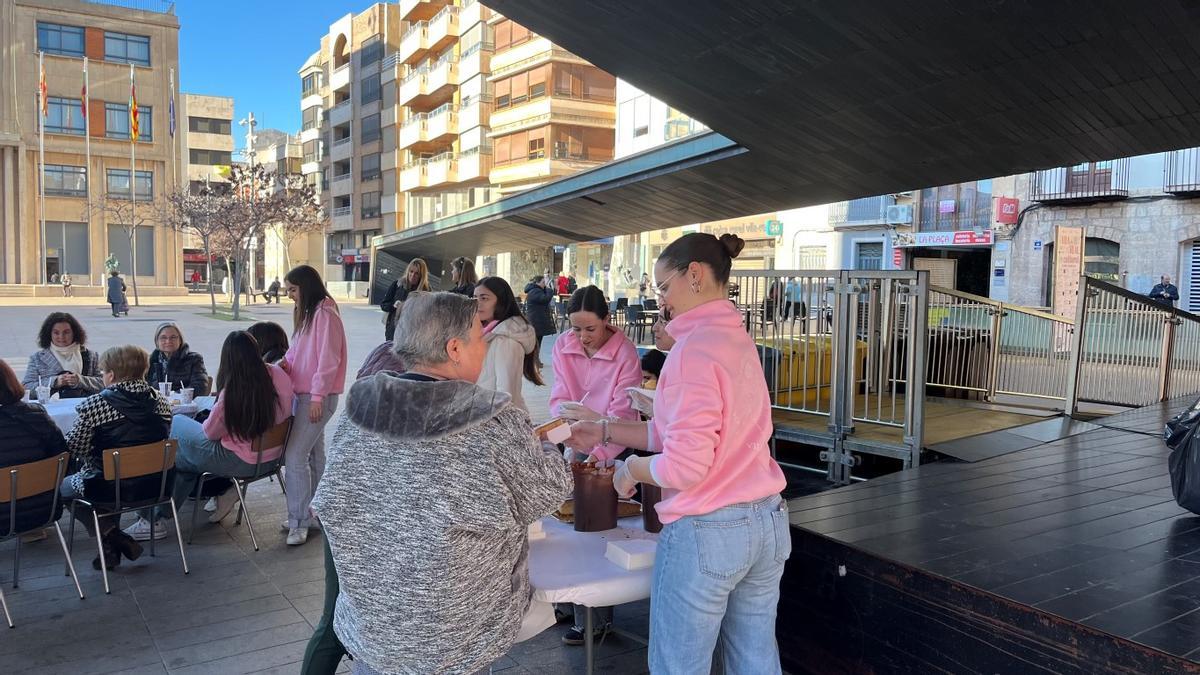GALERÍA I Las mejores imágenes de la Xocolatada Solidaria Rosariera
