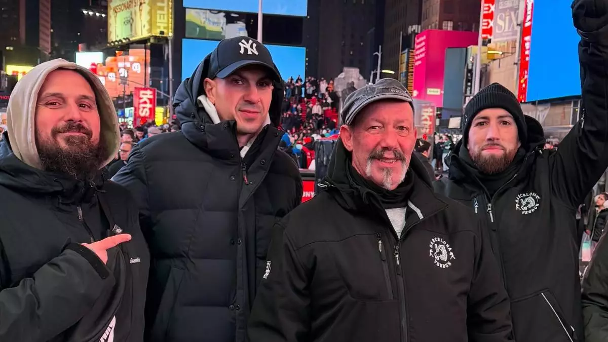 Sandor Martín y su equipo velan armas en Nueva York